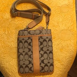 Coach signature swingback crossbody